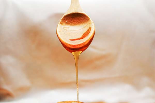 Косметичний рай для обличчя: прості рецепти з медом